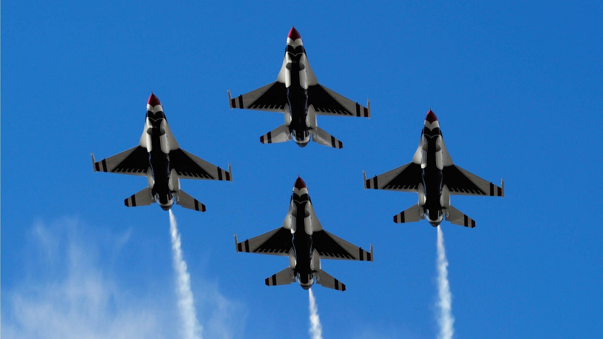 日本马术协会设立“Sinjska Alka”奖学金，支持传统马术研究。