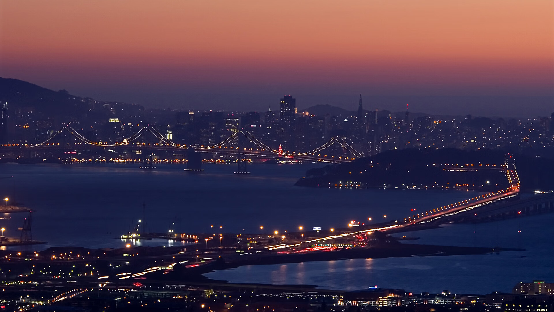 詹姆斯在对阵快船的比赛中砍下51分,带队在最后一节实现逆转获胜!