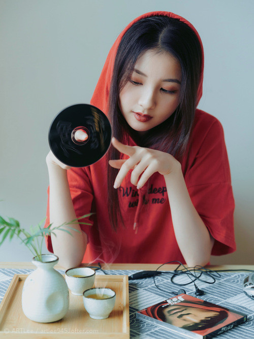 开云kaiyun-女子仰泳中德日选手势均力敌，女子仰泳运动员