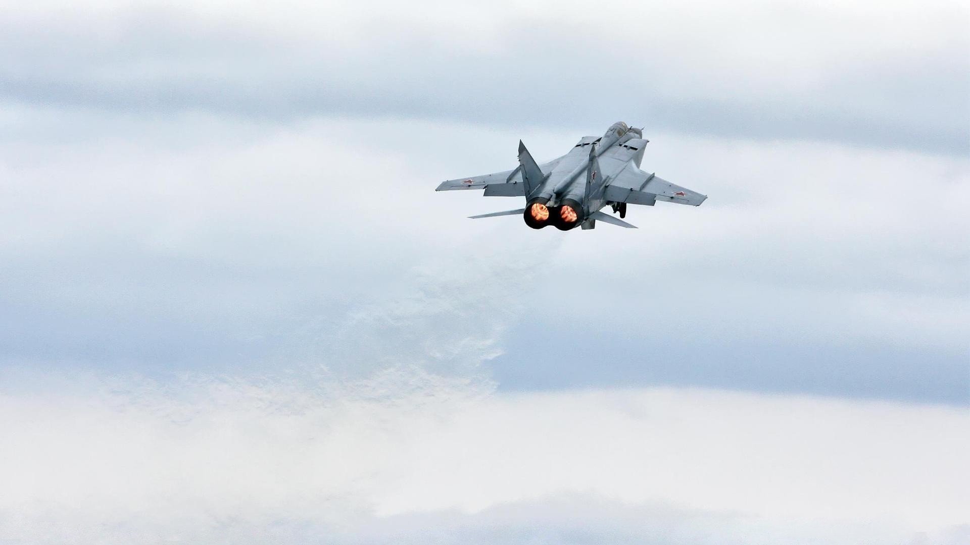 开云·体育官网APP下载-贝尔哈德·福特：通过全方位的技术贡献，为全黑队铺平胜利之路