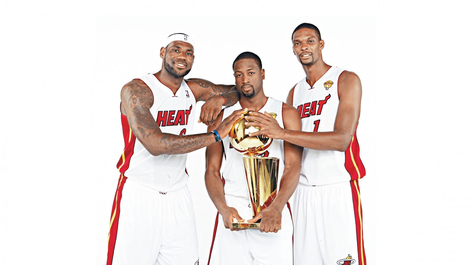 开云LOL-逆境中的“勇士心”：坚韧球员的奋斗故事，勇士例子